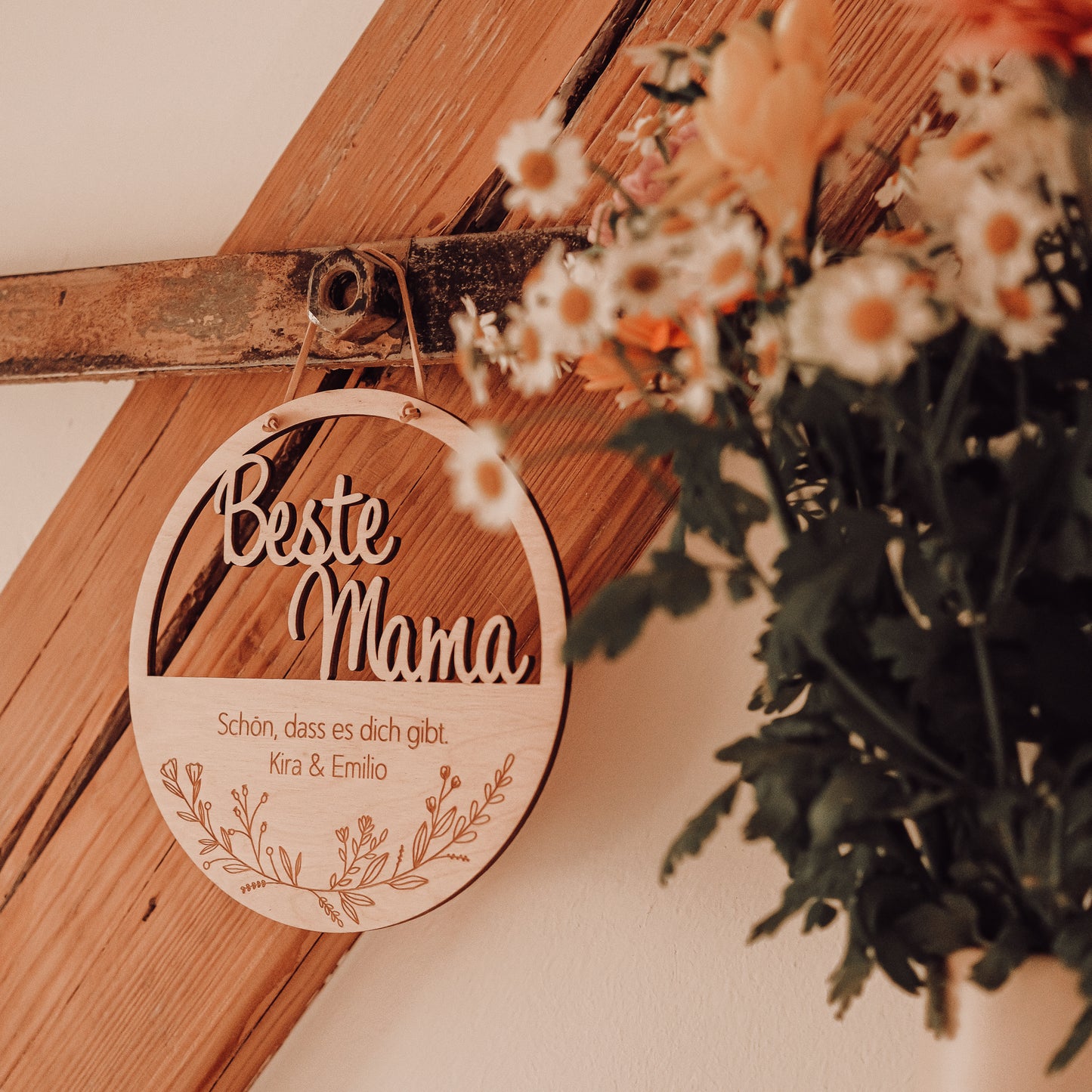 Beste Mama Geschenk für die Mama zu Weihnachten oder Geburtstag - personalisiert und aus Holz gefertigt