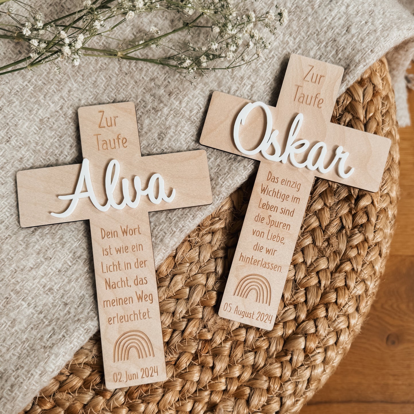 Personalisiertes Kreuz zur Taufe mit Name und Taufspruch aus Holz – Auch als Geschenk zur Kommunion und Konfirmation – Glückwünsche zur Taufe für das Enkelkind