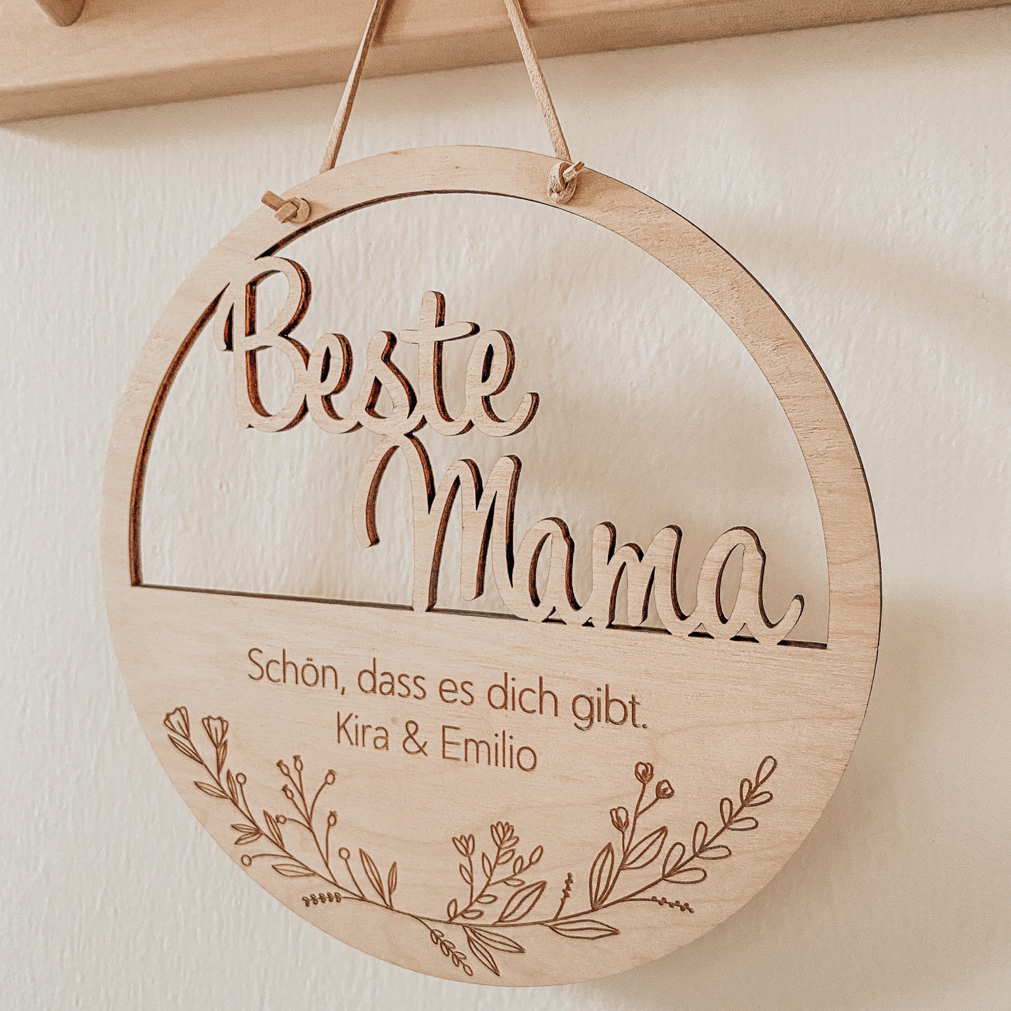 Beste Mama Geschenk für die Mama zu Weihnachten oder Geburtstag - personalisiert und aus Holz gefertigt